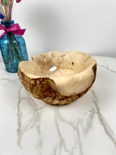 Load image into Gallery viewer, Wooden Burl Bowl with Natural Handles
